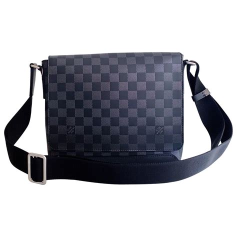 vente sac louis vuitton pour homme|sacs louis vuitton d'occasion.